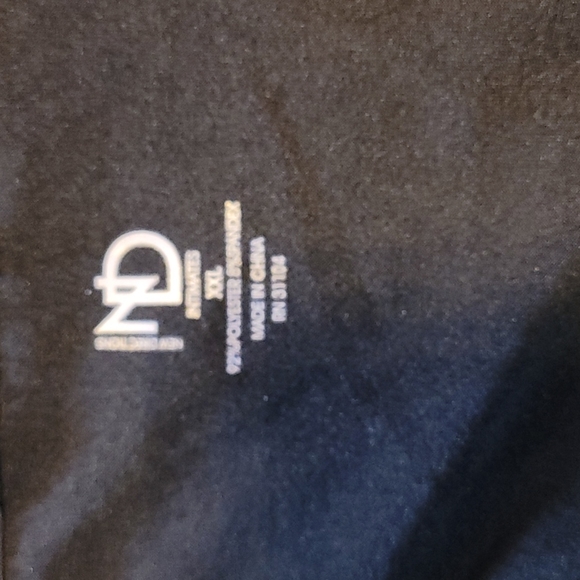 2 new black camisoles - Picture 2 of 3